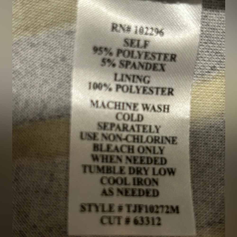 Beautiful knee length CLEO skirt **NWT** - Picture 3 of 3